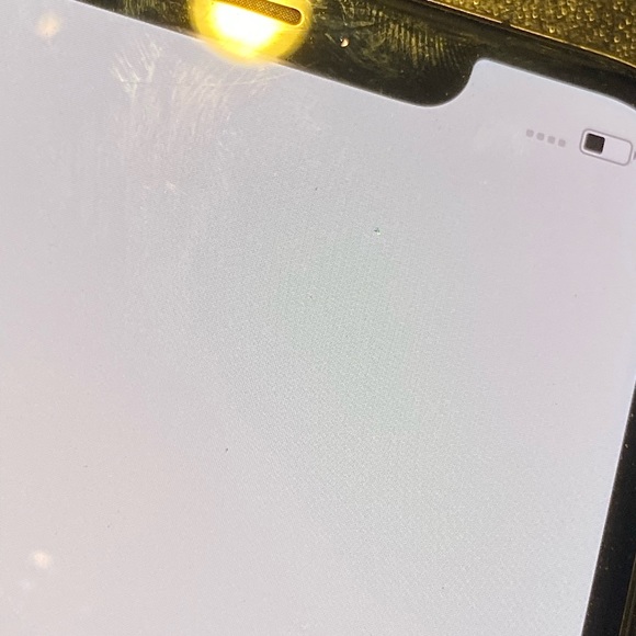 iPhone XS Max at&t - Picture 3 of 3